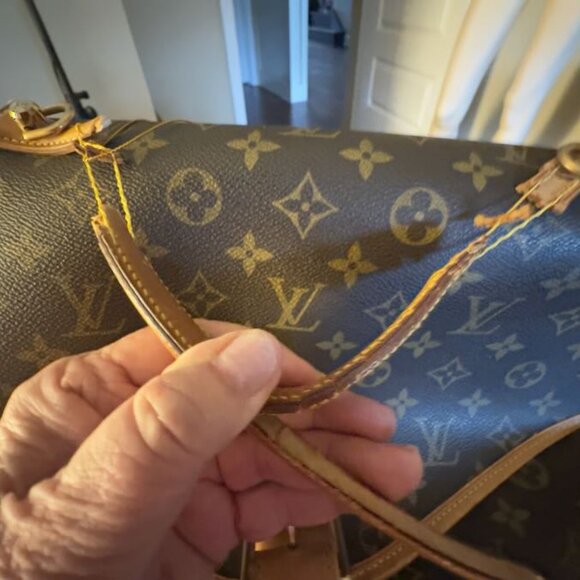 Louis Vuitton Beverly Vintage Bag with Shoulder Strap - Picture 8 of 14